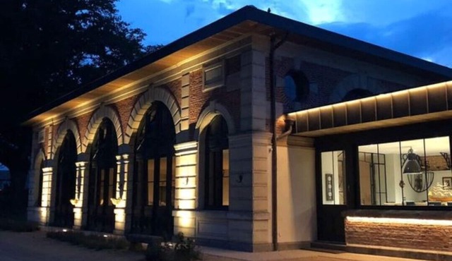 L Orangerie de Chatel for 8 2019 Figaro Magazine cover heated swimming poll