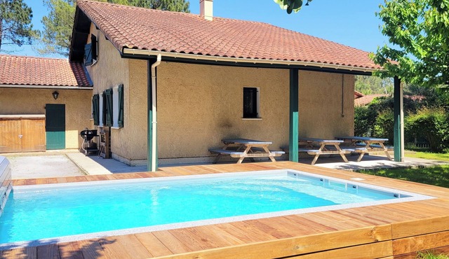 L'OREE DE LA PLAGE *Heated swimming pool *Pétanque *Ping Pong *Bicycles