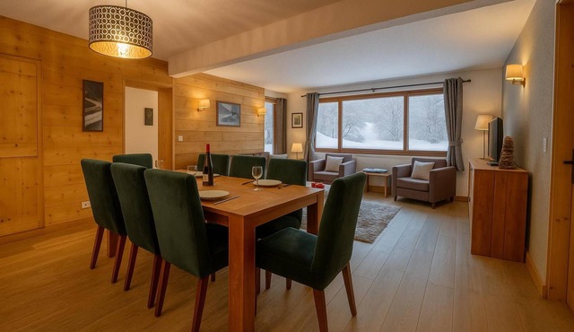 l'Ours Bleu B13 - Ski In Ski Out, Vallorcine (Argentiere), France