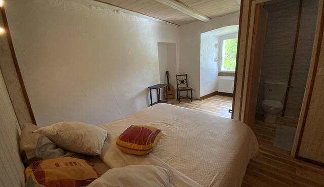 L'Oustaliere, DALIDA room, spa and sauna access