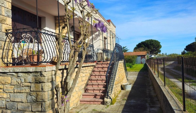 L'oustal*Family home, private garden