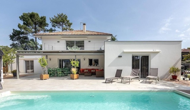 "L'Oustaou des Hournails" (Das Haus der Hournails) by Interhome