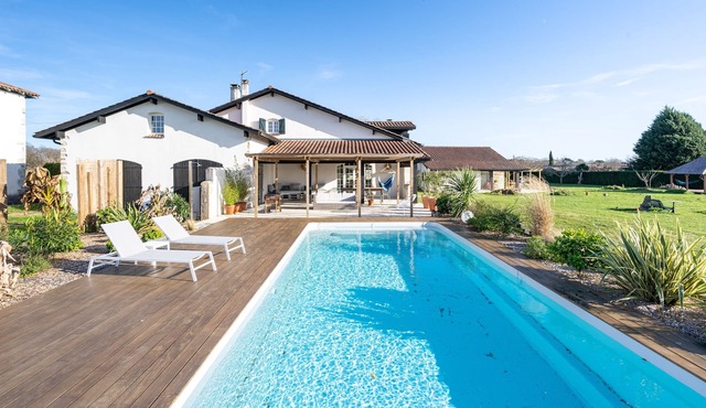 L'Oustaou - Maison pour 15 avec piscine