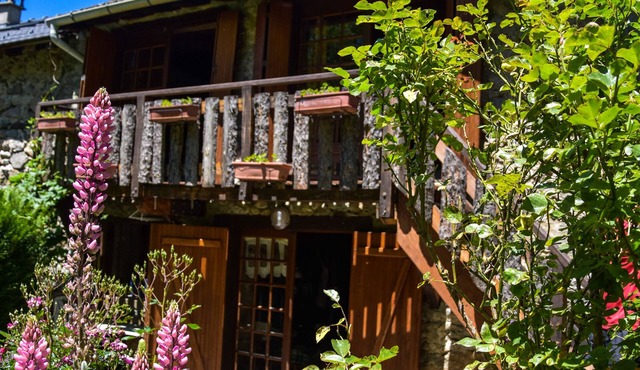 L'ustal d'isis (renovated barn)