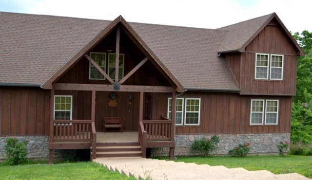L131, 4Br, 3Ba, 1 Br Loft w/BunkBed Lkvw Cabin