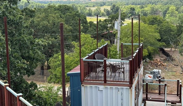 L2 Village Vista SkyStack—Rooftop Patio View Sleeps 7