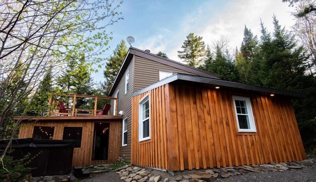 LAŌ Chalet avec Spa dans le Domaine des Appalaches