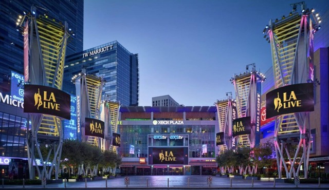 LA Adjacent and close to all major LA & OC sites!