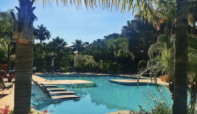 La Alzambra Luxury 5* Apartment - Modern Pool - Near Golf & Puerto Banus Port