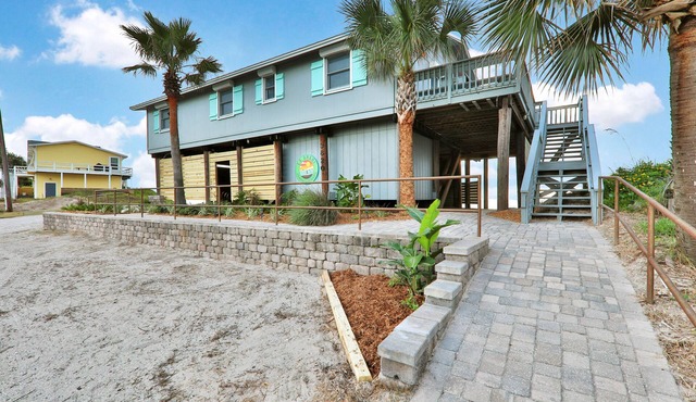 La Anahi - Oceanfront Vacation Rental