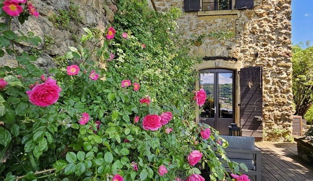 La Bâtie, La Tour: duplex apartment.