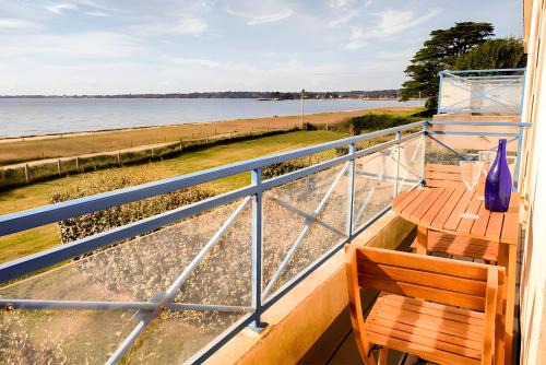 La Baie - vue sur la plage