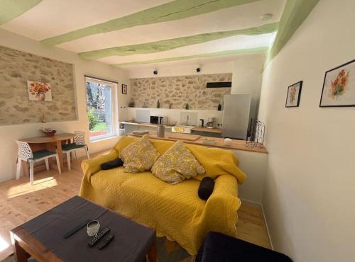 La bastide aux Iris - Les Capucines