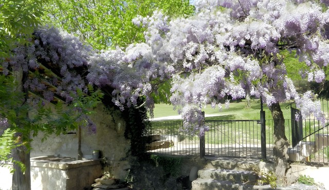 La Bastide Des Monge - Gîte Lola: Mountain View, Wi-Fi, Air Conditioning