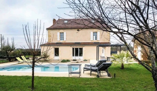 La Bastide : Piscine Chauffée, Clim et Pétanque, Animaux Acceptés !