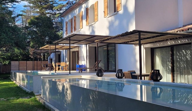 La Bastide - Provençal villa on the waterfront