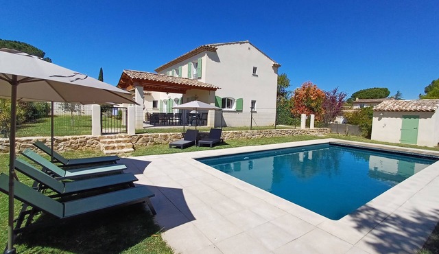 La Bastide Saint Roch - Modern and spacious in a quiet location with a pool