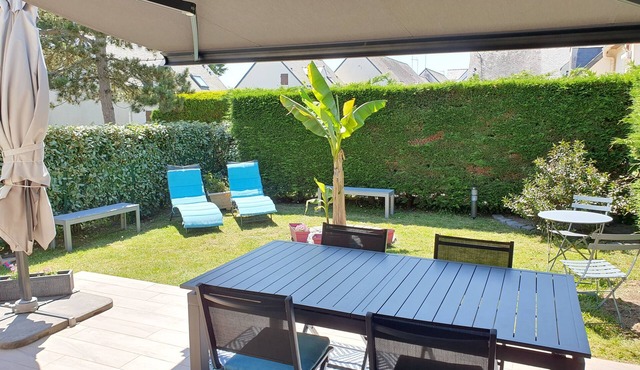 LA BAULE HOUSE IN QUIET RESIDENCE WITH HEATED POOL (BEACH 700M).
