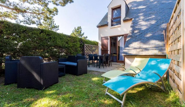 La Baule, house with garden, swimming pool, near beach Benoit