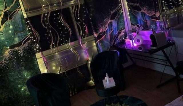 La belle étape and Parking