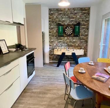 La Belle Donne maison 7 personnes baby foot PS4 - ventilateurs