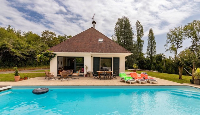 La Belle Salisienne - Maison vue montagne et piscine