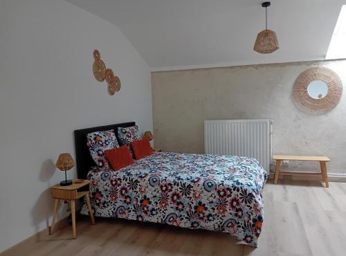 La Bergerie de Chantemille - Chambre d'hôtes Les Mésanges - jacuzzi, piscine