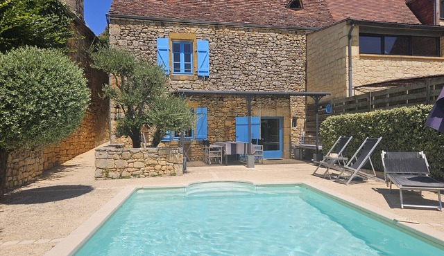 La Bergerie du Village - located in the heart of Dordogne with private pool