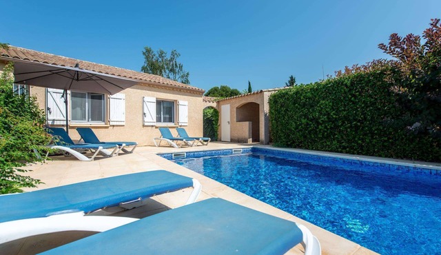 La Bienvenue - Four Bedroom Villa, Sleeps 8