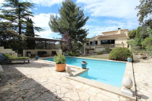 La Boissière - Villa climatisée piscine au coeur de Crillon le Brave