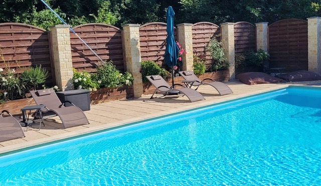 La boissière, in the peace and quiet of its green square