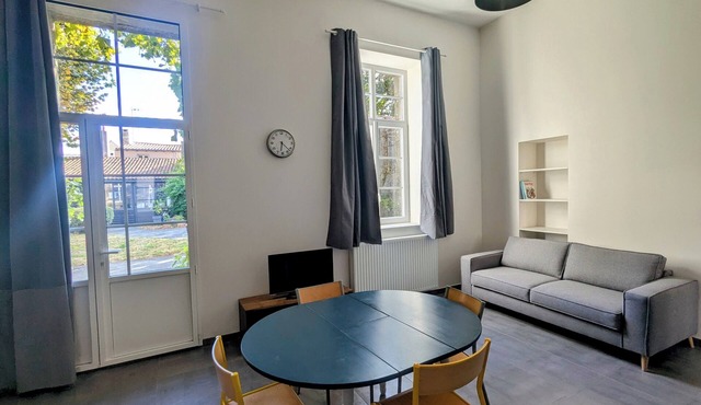 "La Bone École" guesthouse - La Récrée