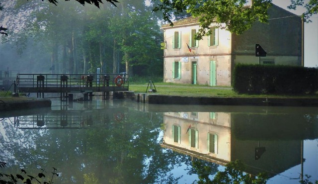 La Bonne Planque - Maison éclusière de la Domergue Canal du Midi