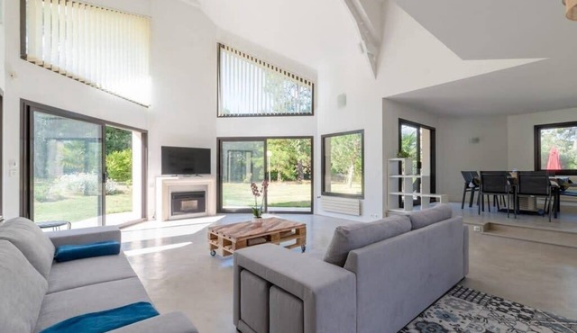 LA BOUSSOLE- Wifi - Parking - Jardin