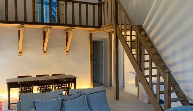 La Boutonnière, Charmante Longere en Berry