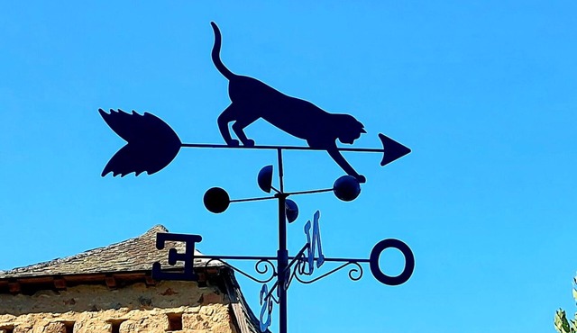 "La Bouyerie" cottage in a lovely setting, open countryside, breathtaking view