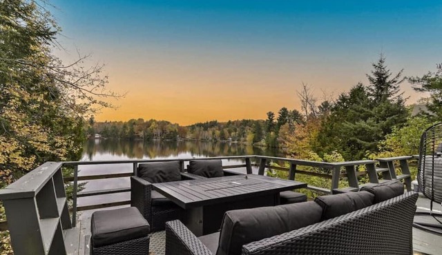 Lake Leon Chalet