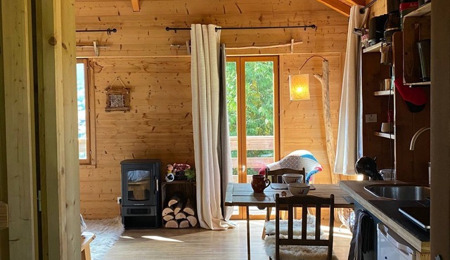 La Cabane d'Ernestine - Nature break in the heart of the Aravis mountains