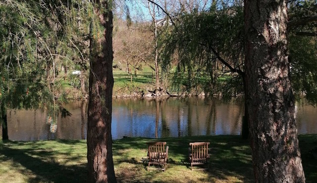 LA CABANE AUX ECREVISSES- FEET IN THE WATER
