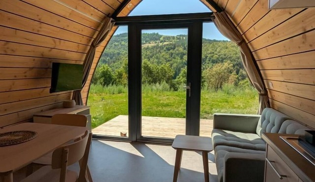 La Cabane de Romane - MONT LOZERE ET GOULET