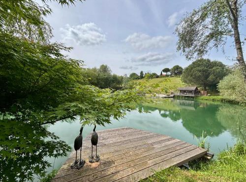 La cabane sur le lac aux Temps des Sources