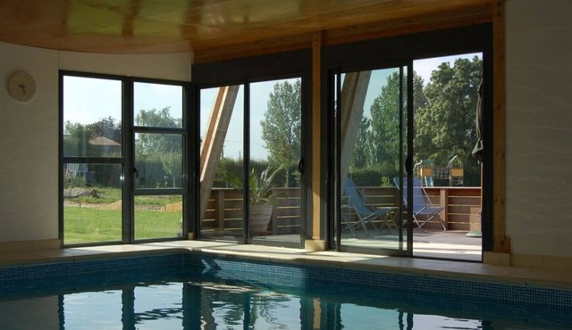 La Cachette Recently Renovated Gites with Indoor Pool