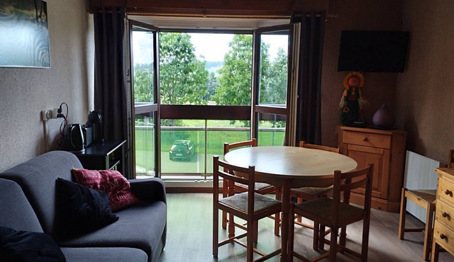 La Campagnarde 1 st floor open view WIFI grt Offer 28-112 days + 2,90m2/palier