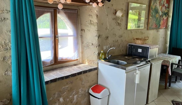 La Campagne, au Calme, en Studio Indépendant