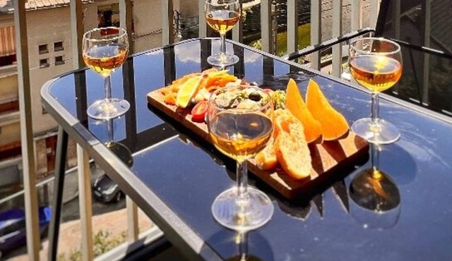 La Capucine - Bright with balcony and parking space