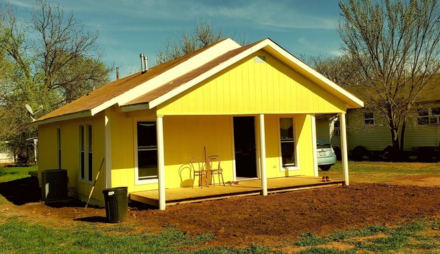 La Casa Amarilla - a cozy home in Friendly Small Texan Town
