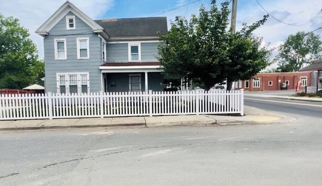 La Casa Azul . with Wi-Fi, AC