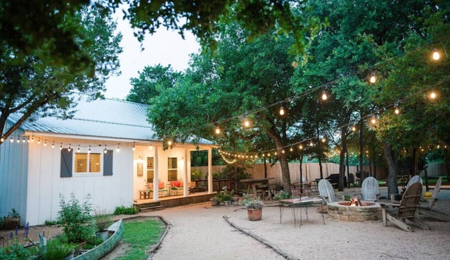 La Casa Blanca at Gruene B&B