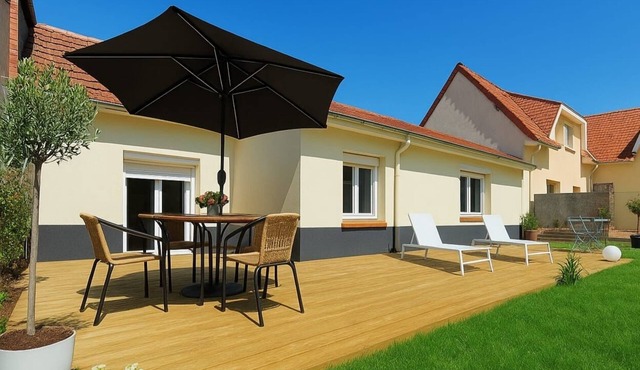 La Casa César House sleeps 10