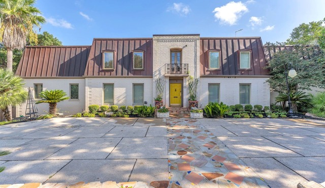 La Casa-Elegant, Designer Estate-Paradise only 5 Minutes from Airport